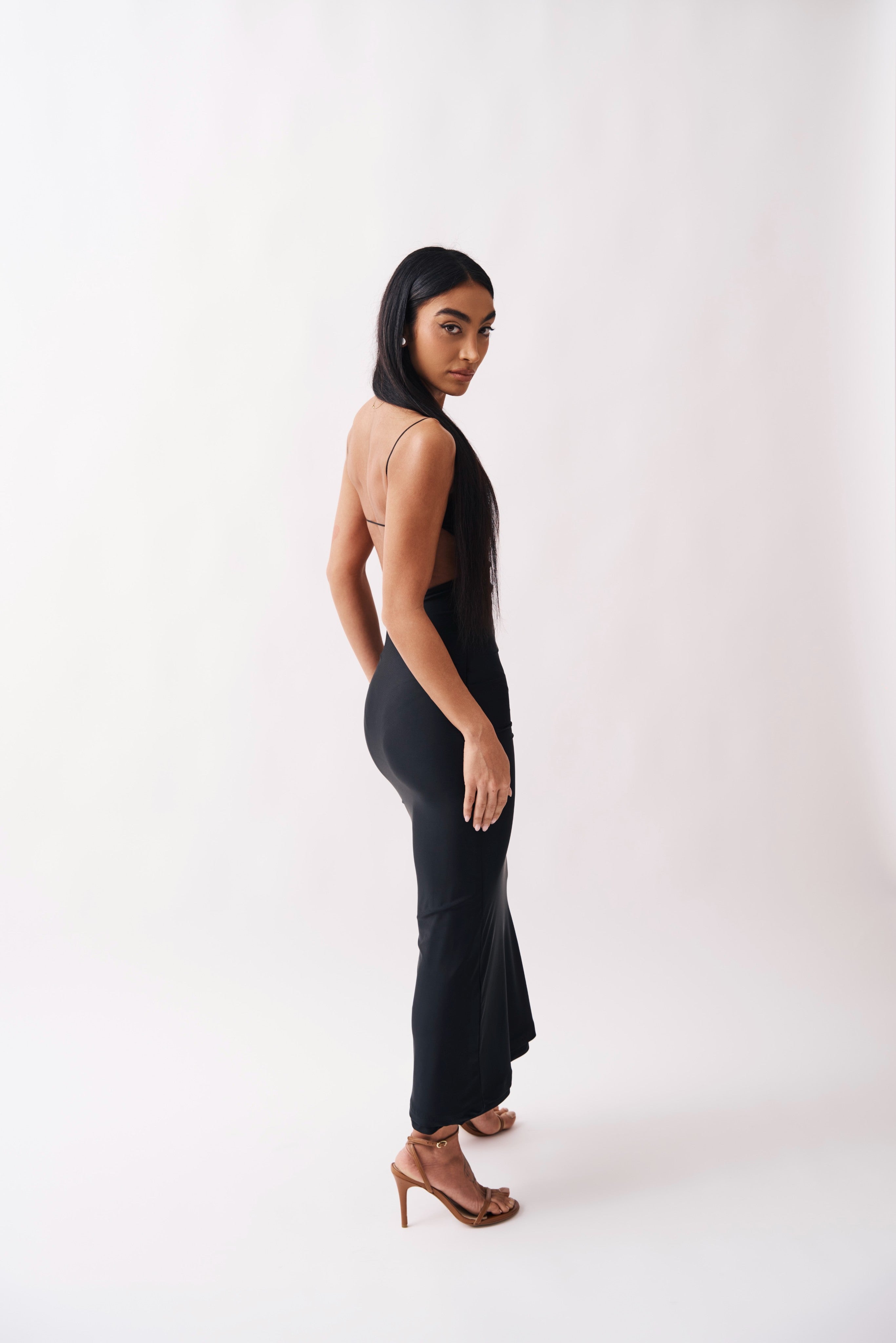 BODYCON 003 - PLUNGE OPEN-BACK