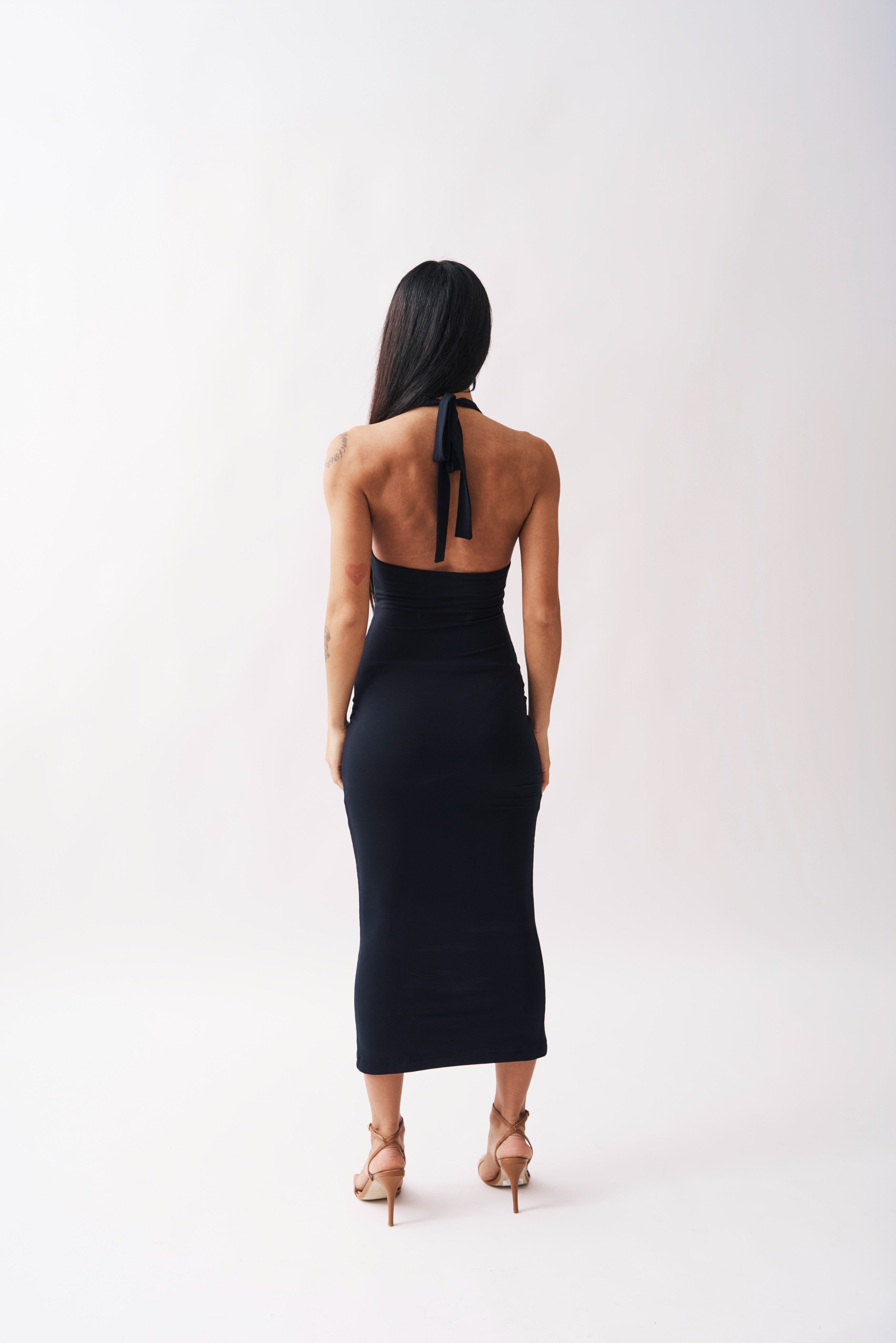 BODYCON 001 - HALTERNECK